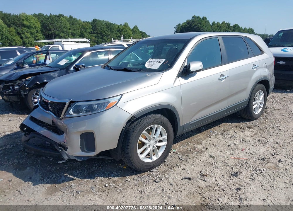 2014 KIA SORENTO LX VIN: 5XYKT3A61EG504577