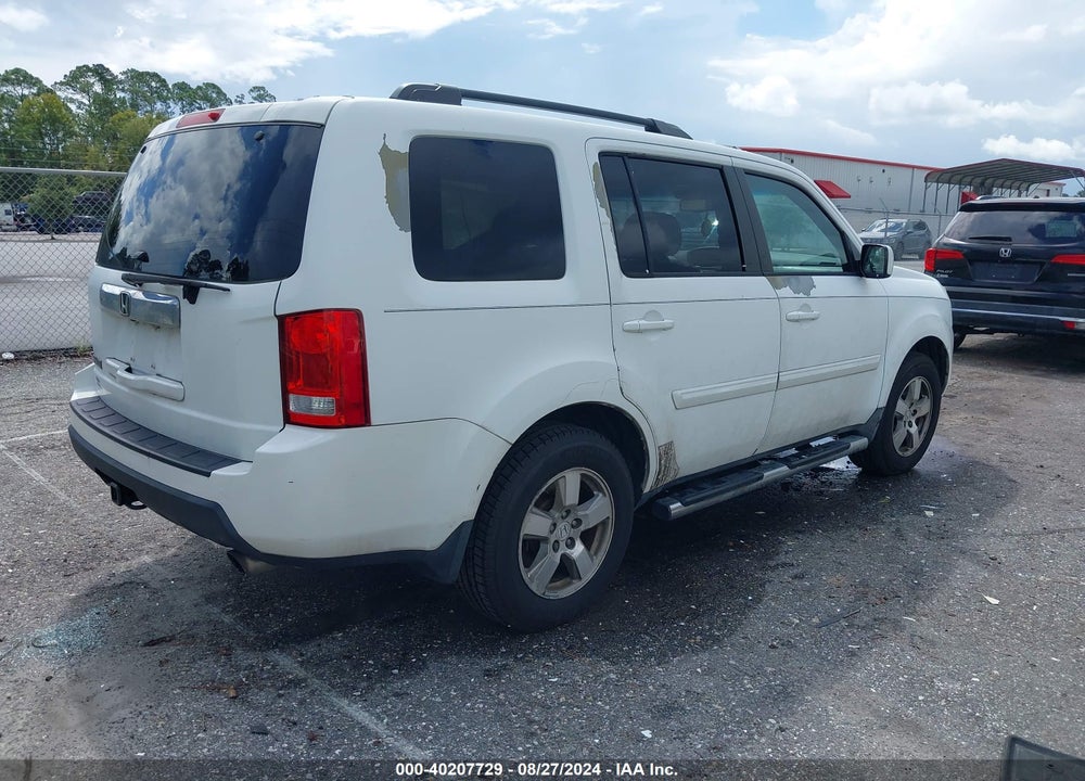 2011 HONDA PILOT VIN: 5FNYF3H54BB016550