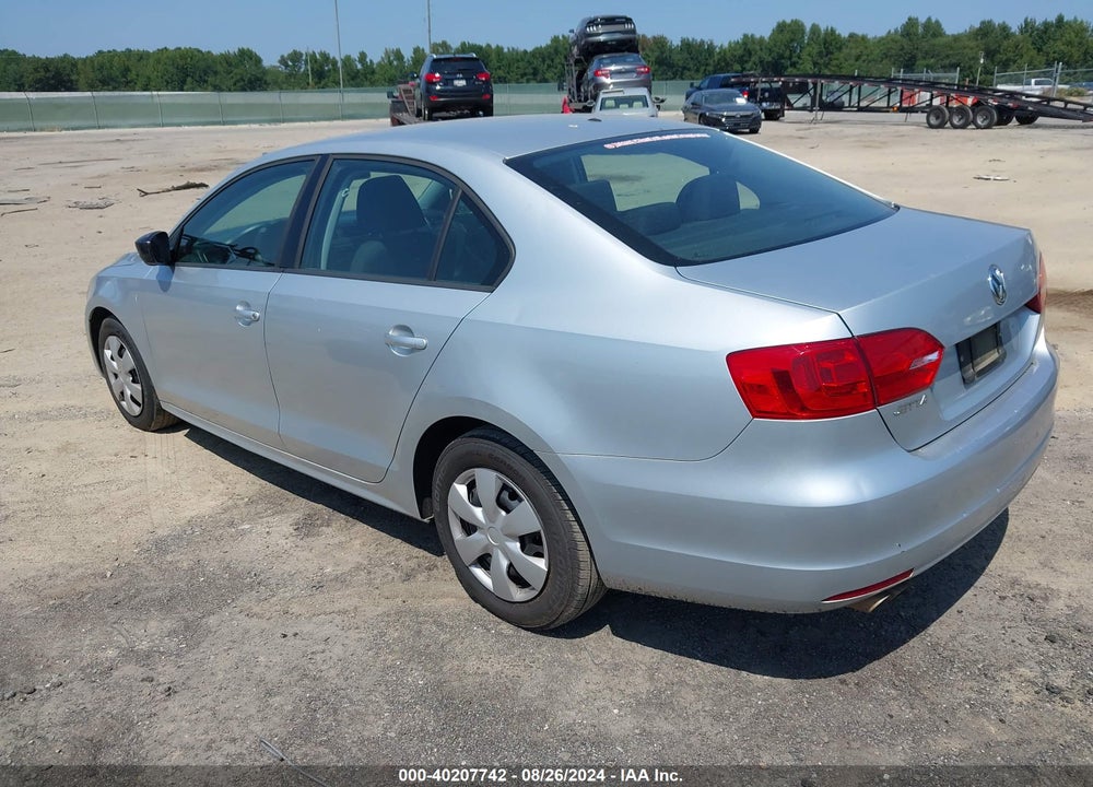 2013 VOLKSWAGEN JETTA 2.0L S VIN: 3VW2K7AJ7DM432538