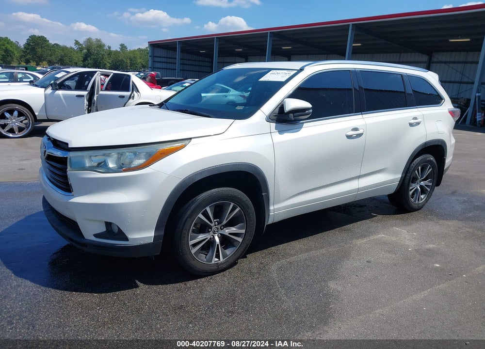2016 TOYOTA HIGHLANDER XLE V6 VIN: 5TDJKRFHXGS259327