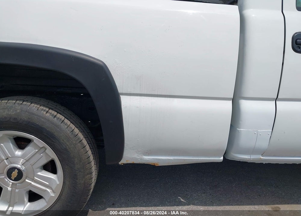 2005 CHEVROLET SILVERADO 1500 WORK TRUCK VIN: 1GCEK14T35Z173525