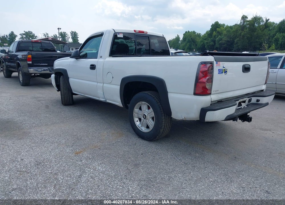 2005 CHEVROLET SILVERADO 1500 WORK TRUCK VIN: 1GCEK14T35Z173525