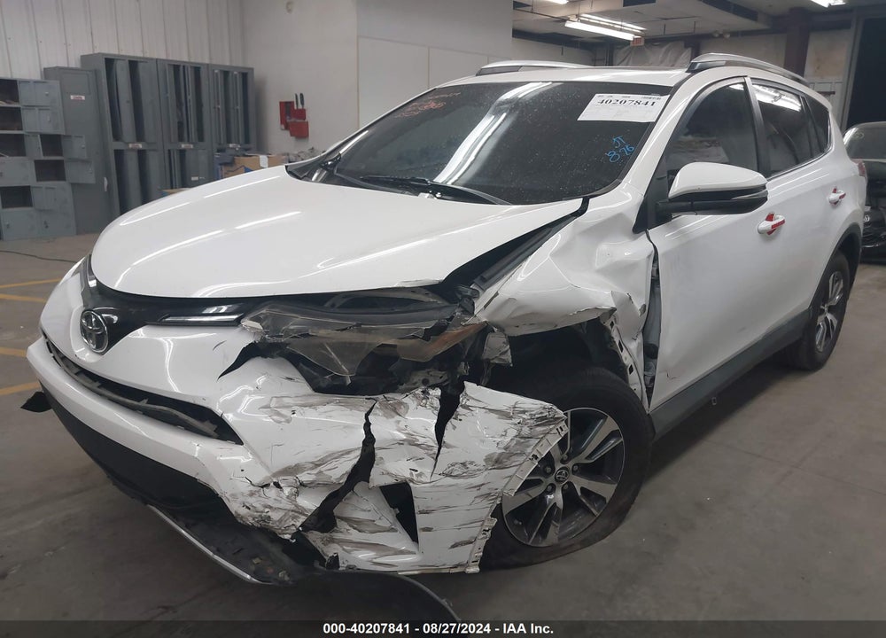 2016 TOYOTA RAV4 XLE VIN: 2T3WFREV5GW248509