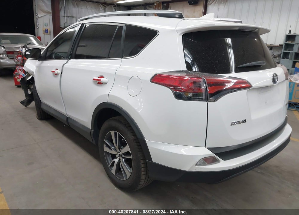 2016 TOYOTA RAV4 XLE VIN: 2T3WFREV5GW248509