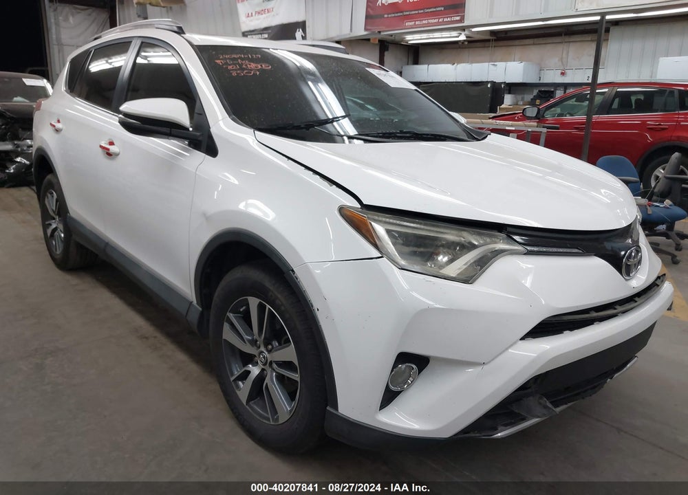 2016 TOYOTA RAV4 XLE VIN: 2T3WFREV5GW248509
