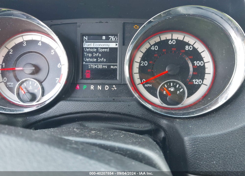 2015 DODGE GRAND CARAVAN R/T VIN: 2C4RDGEG7FR574670