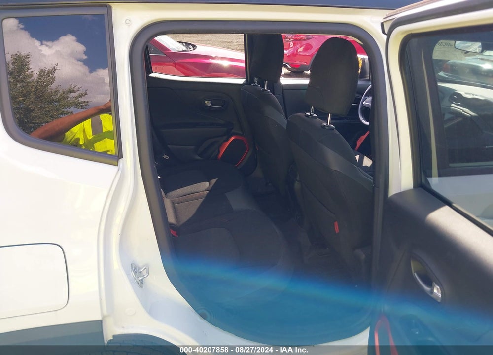 2015 JEEP RENEGADE TRAILHAWK VIN: ZACCJBCT0FPB70441