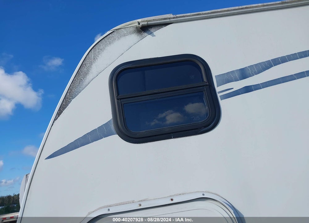 2010 KEYSTONE OTHER VIN: 4YDT25020AB450823