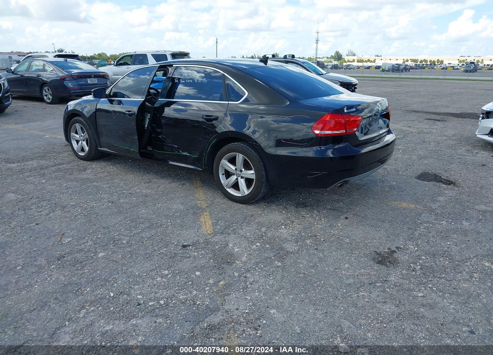 2012 VOLKSWAGEN PASSAT VIN: 1VWBH7A38CC077850