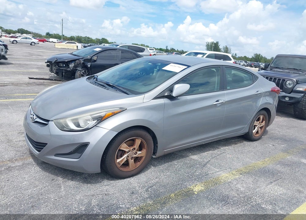 2014 HYUNDAI ELANTRA SE VIN: KMHDH4AE8EU194400