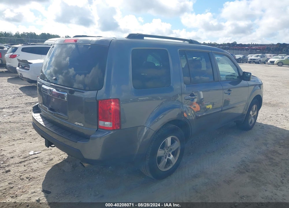 2010 HONDA PILOT EX-L VIN: 5FNYF4H65AB018353
