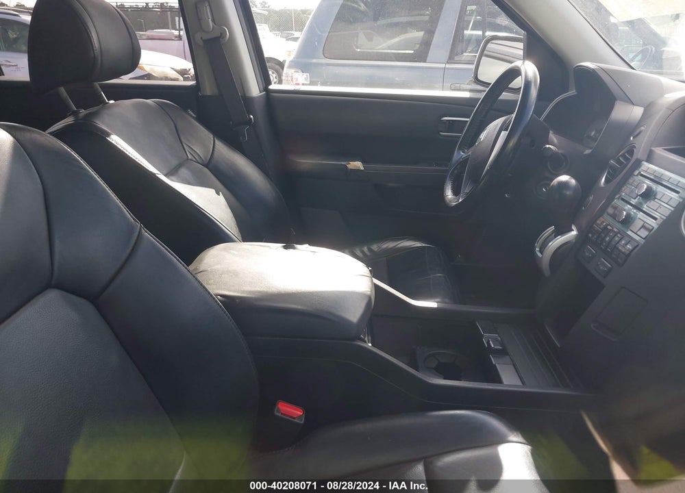2010 HONDA PILOT EX-L VIN: 5FNYF4H65AB018353