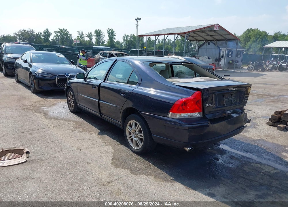 2007 VOLVO S60 2.5T VIN: YV1RH592272622626