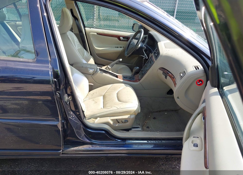 2007 VOLVO S60 2.5T VIN: YV1RH592272622626