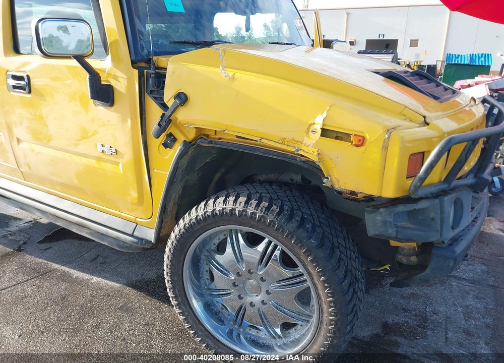 2005 HUMMER H2 SUT VIN: 5GRGN22U65H109176