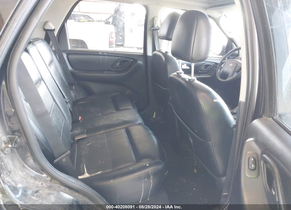 2005 FORD ESCAPE LIMITED VIN: 1FMCU94125KD86534