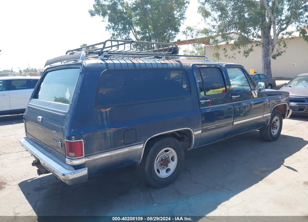 1988 CHEVROLET SUBURBAN R20 VIN: 1GNGR26N4JF193150
