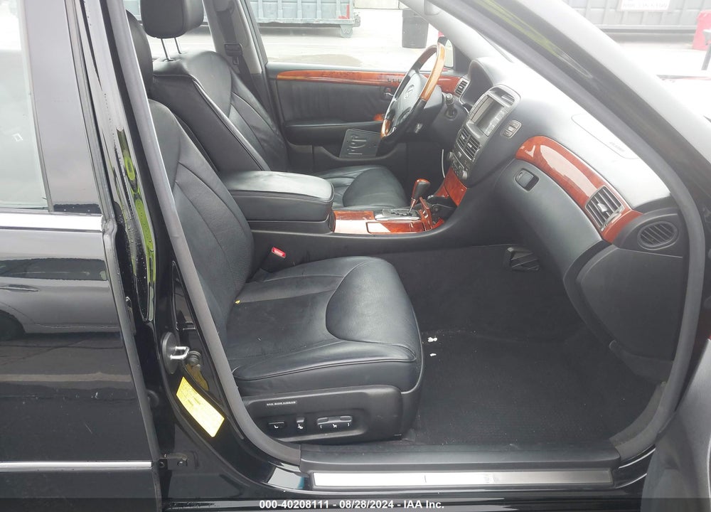 2005 LEXUS LS 430 VIN: JTHBN36F555027744
