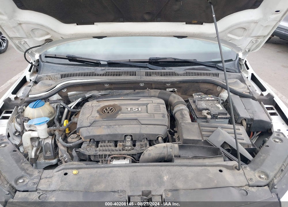 2014 VOLKSWAGEN JETTA 1.8T SE VIN: 3VWD17AJ3EM266211