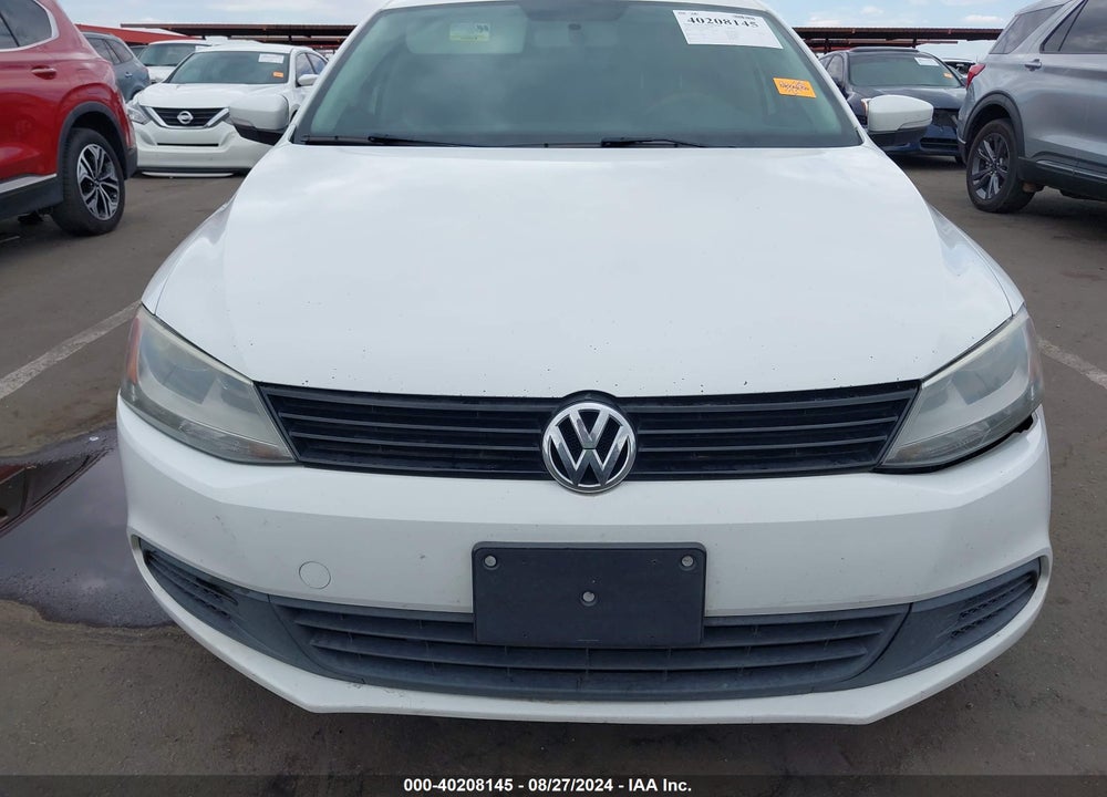 2014 VOLKSWAGEN JETTA 1.8T SE VIN: 3VWD17AJ3EM266211