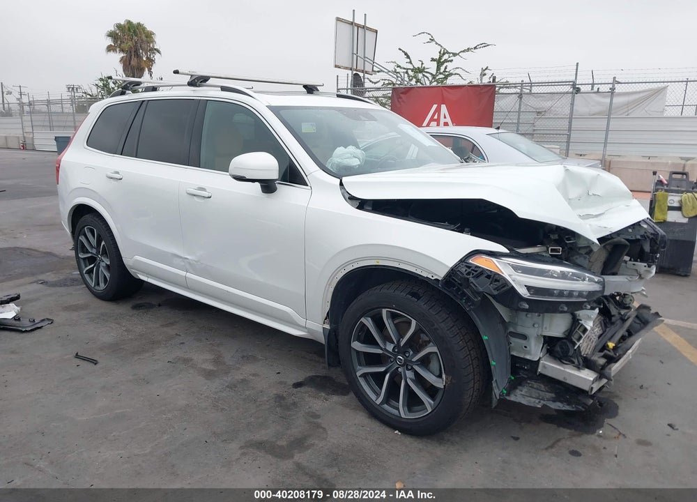 2018 VOLVO XC90 T6 MOMENTUM VIN: YV4A22PK6J1371562