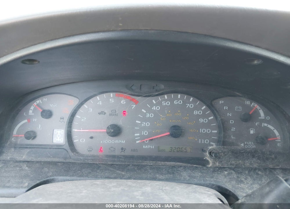 2002 TOYOTA SEQUOIA SR5 V8 VIN: 5TDBT44A72S073571