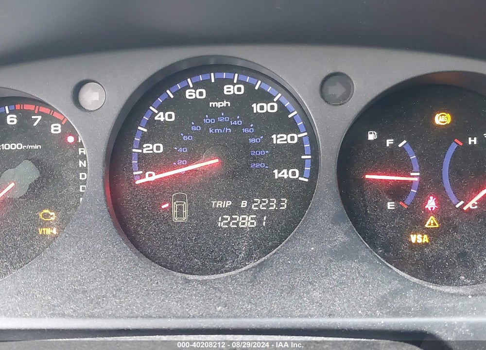 2005 ACURA MDX VIN: 2HNYD18235H550888