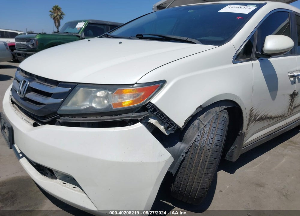 2015 HONDA ODYSSEY EX-L VIN: 5FNRL5H6XFB099828