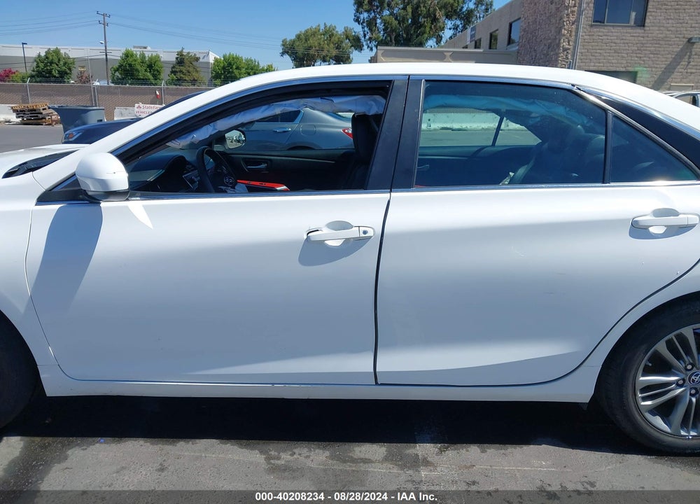 2016 TOYOTA CAMRY SE VIN: 4T1BF1FK8GU264085