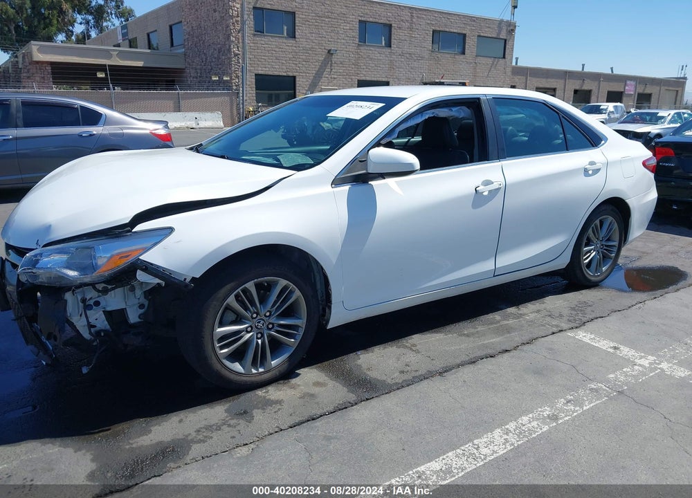 2016 TOYOTA CAMRY SE VIN: 4T1BF1FK8GU264085
