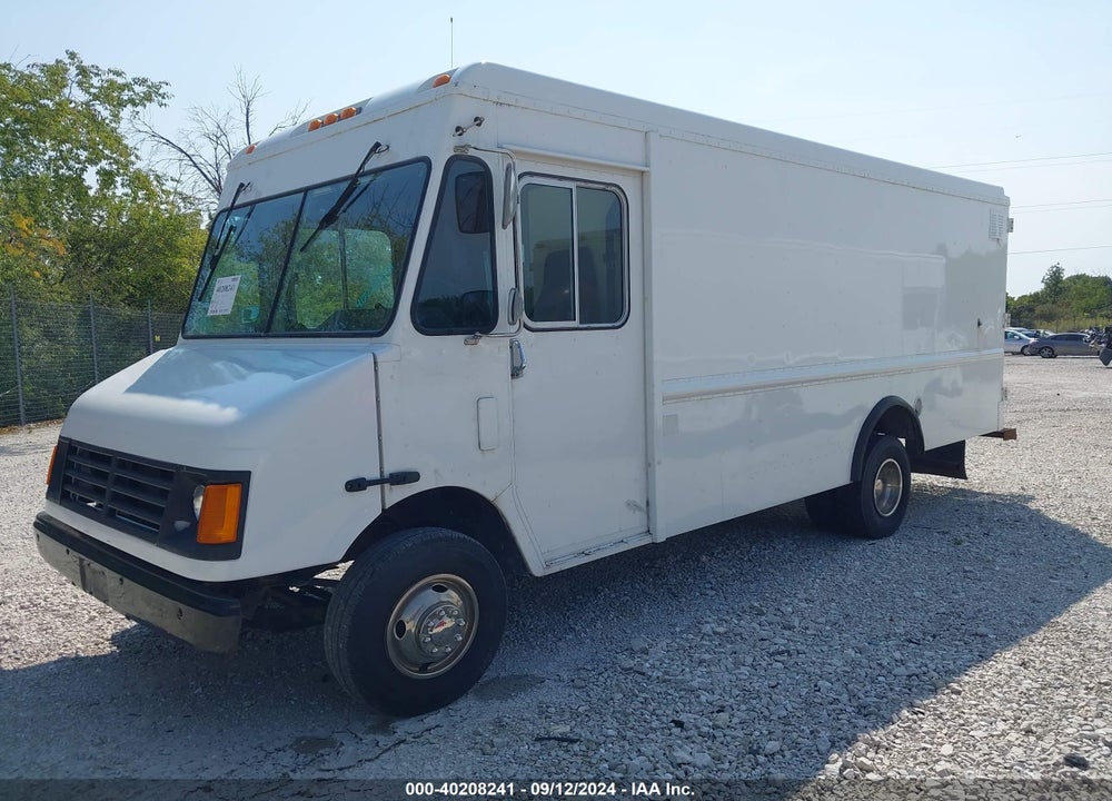 2000 WORKHORSE CUSTOM CHASSIS FORWARD CONTROL CHASSIS P3500 VIN: 5B4HP32R2Y3319010