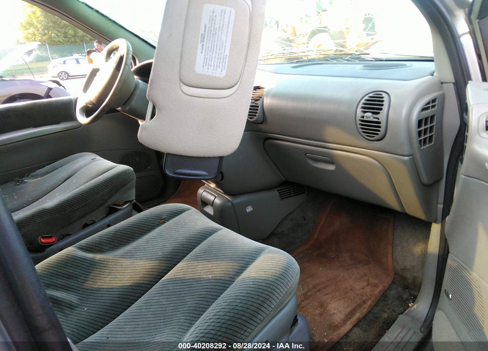 1996 DODGE GRAND CARAVAN LE/ES VIN: 1B4GP54R1TB223671