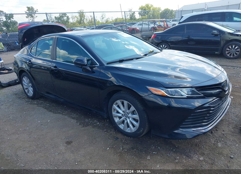 2020 TOYOTA CAMRY LE VIN: 4T1C11AK9LU877109