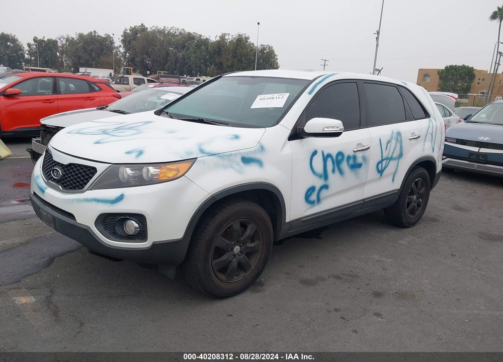 2013 KIA SORENTO VIN: 5XYKT4A15DG418343