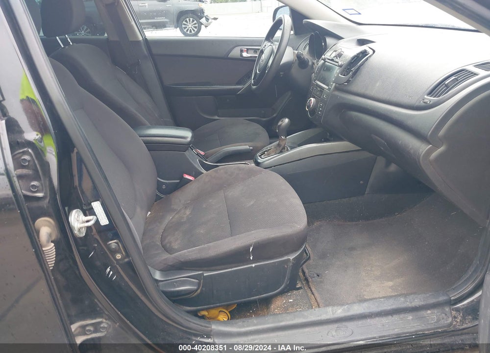 2013 KIA FORTE EX VIN: KNAFU5A20D5670150