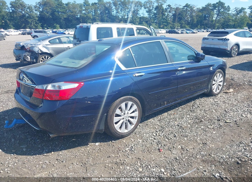 2013 HONDA ACCORD EX-L VIN: 1HGCR2F83DA243492