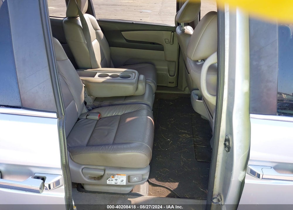 2011 HONDA ODYSSEY EX-L VIN: 5FNRL5H60BB097242