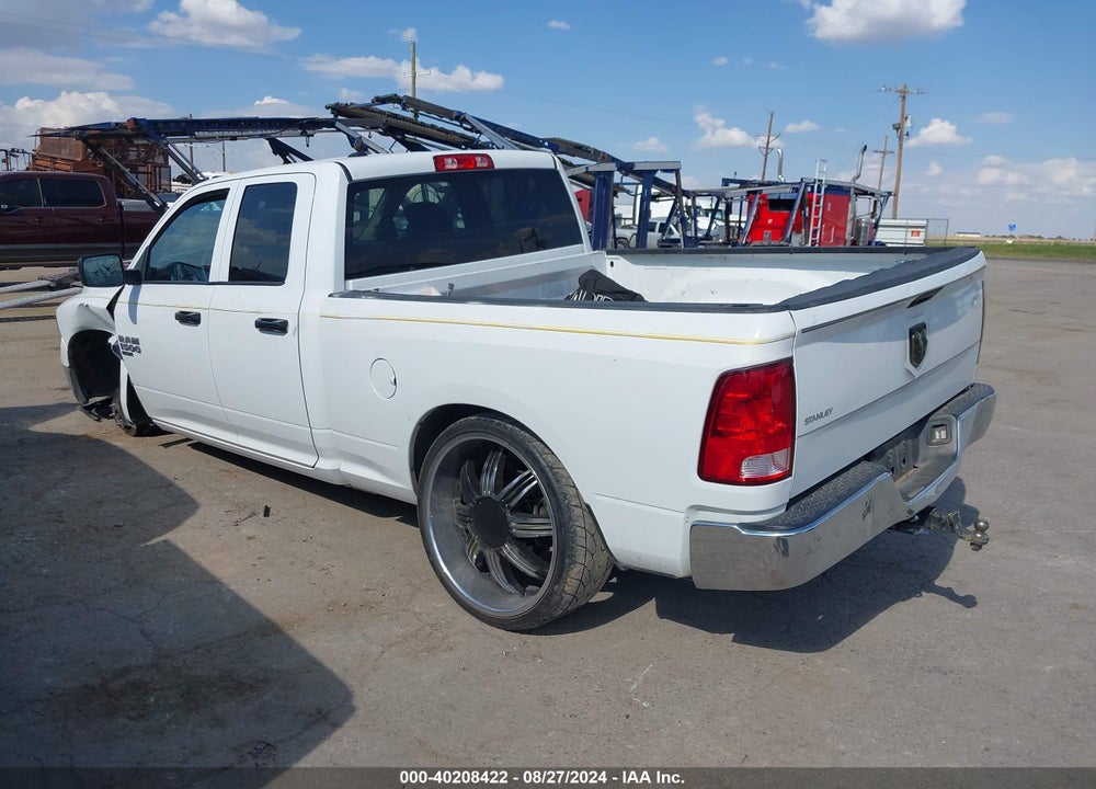2020 RAM 1500 CLASSIC TRADESMAN QUAD CAB 4X2 6'4 BOX VIN: 1C6RR6FG6LS144589