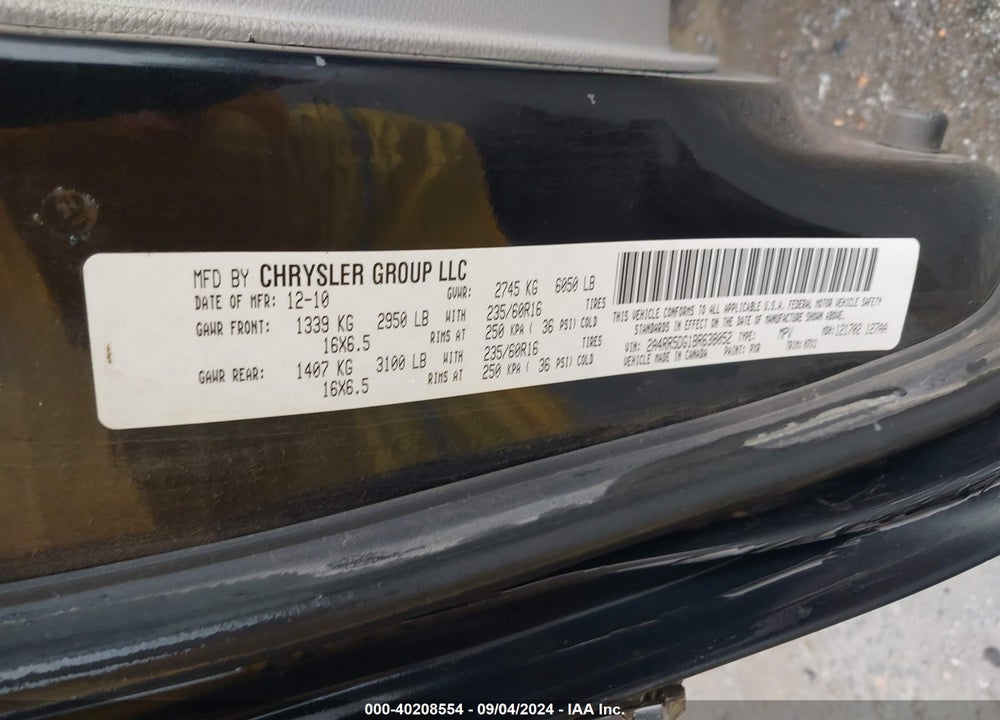 2011 CHRYSLER TOWN & COUNTRY TOURING VIN: 2A4RR5DG1BR638052
