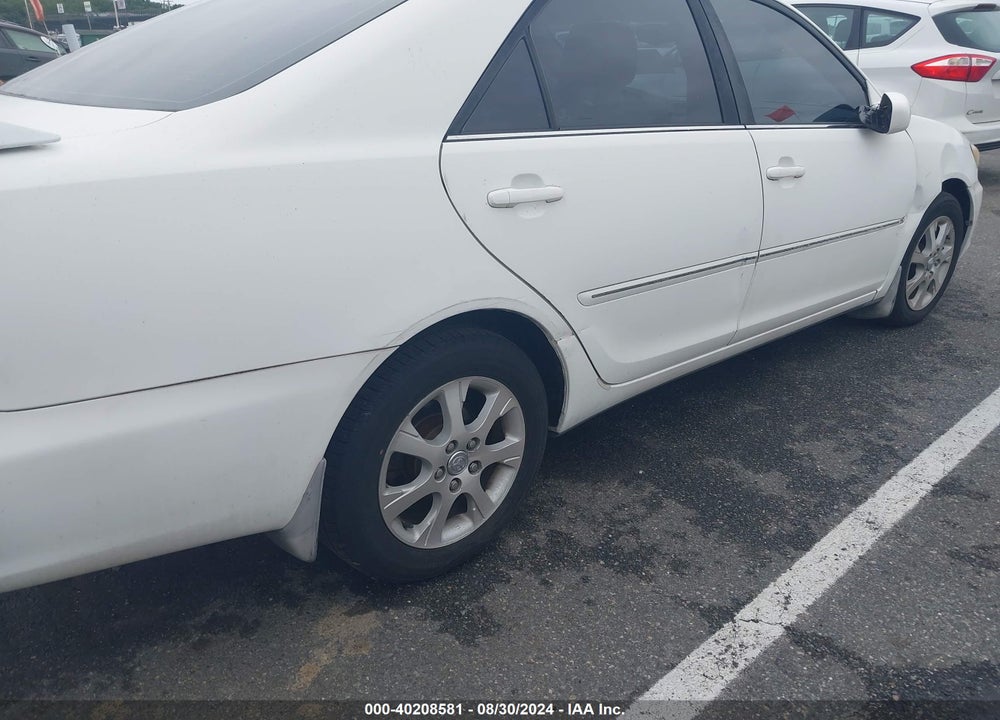 2005 TOYOTA CAMRY XLE VIN: 4T1BE30K15U634023