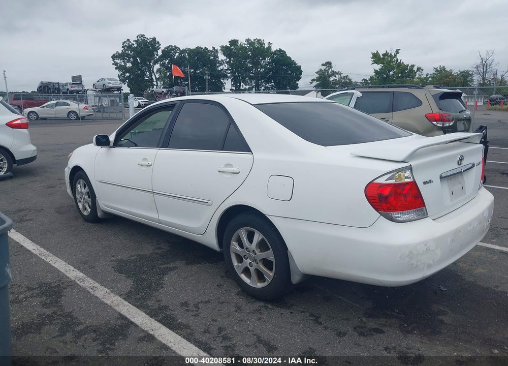 2005 TOYOTA CAMRY XLE VIN: 4T1BE30K15U634023
