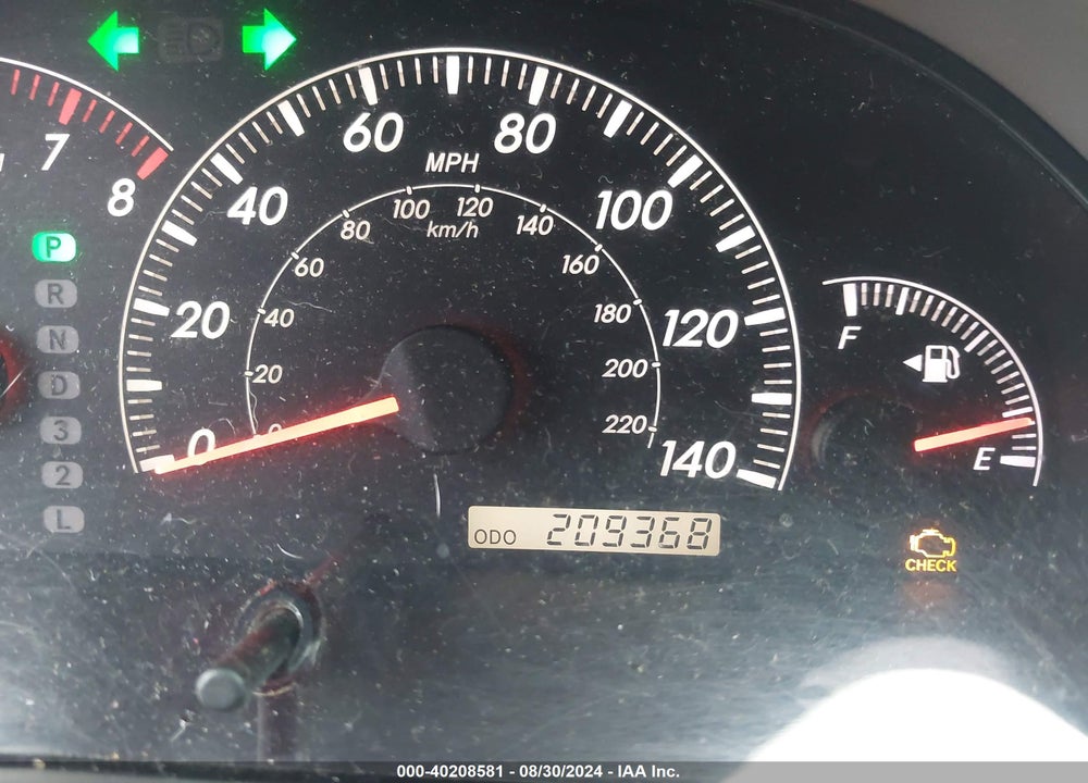 2005 TOYOTA CAMRY XLE VIN: 4T1BE30K15U634023