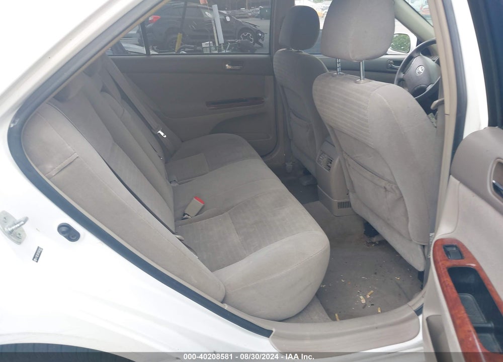 2005 TOYOTA CAMRY XLE VIN: 4T1BE30K15U634023