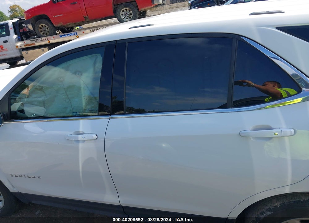 2019 CHEVROLET EQUINOX LT VIN: 3GNAXJEV0KL344032