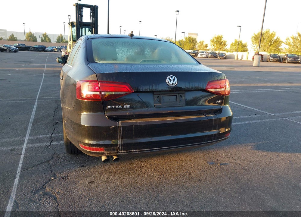 2017 VOLKSWAGEN JETTA 1.4T SE VIN: 3VWDB7AJ9HM236499