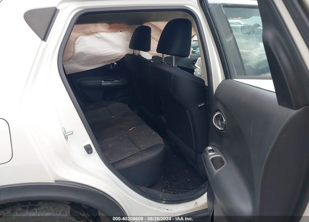 2015 NISSAN JUKE S VIN: JN8AF5MR3FT505230
