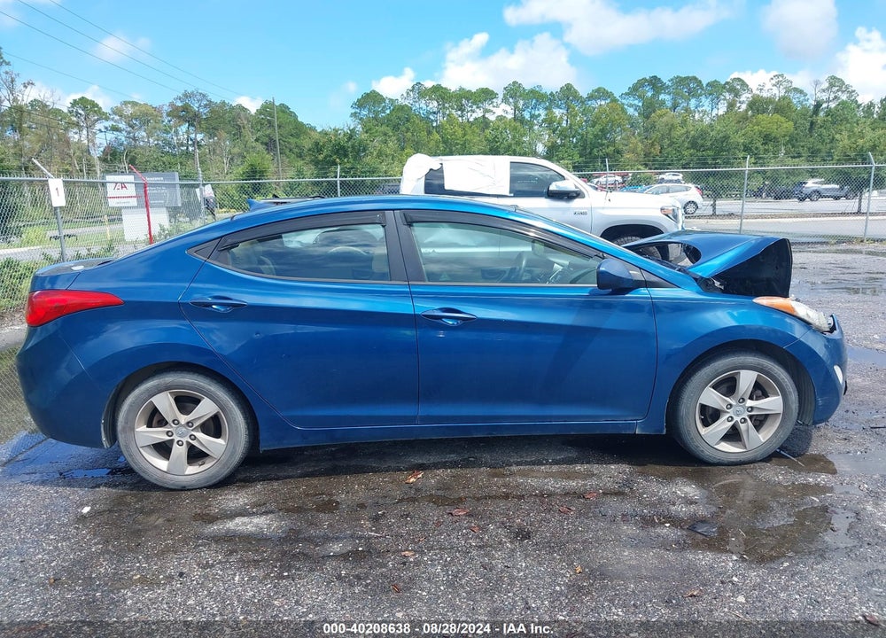 2013 HYUNDAI ELANTRA GLS VIN: KMHDH4AE5DU945063