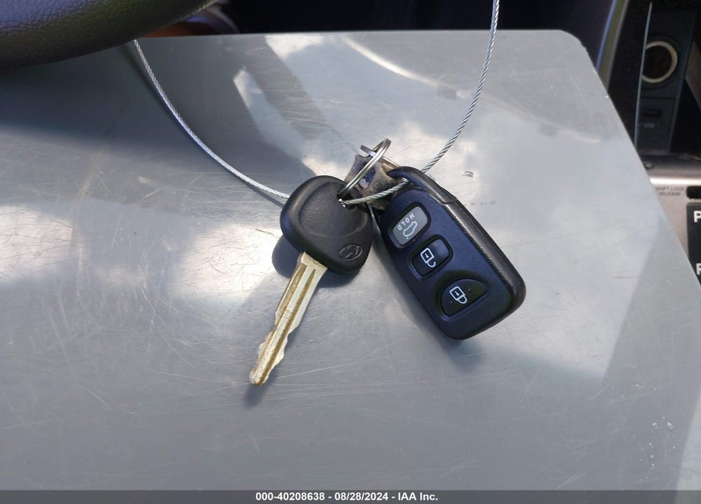 2013 HYUNDAI ELANTRA GLS VIN: KMHDH4AE5DU945063