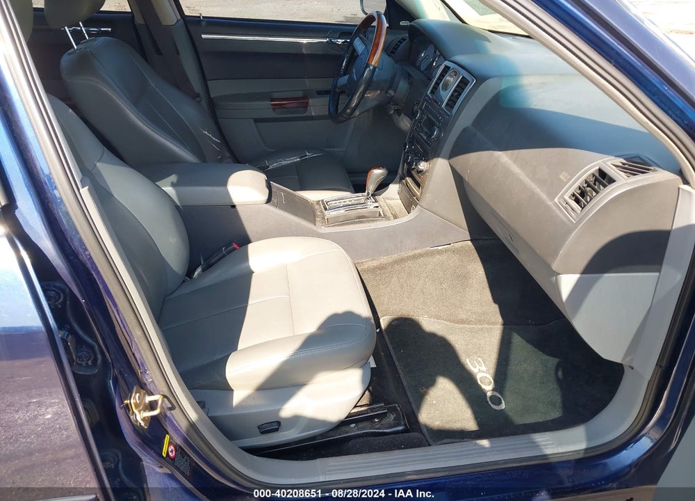 2005 CHRYSLER 300 TOURING VIN: 2C3AA53G05H632107