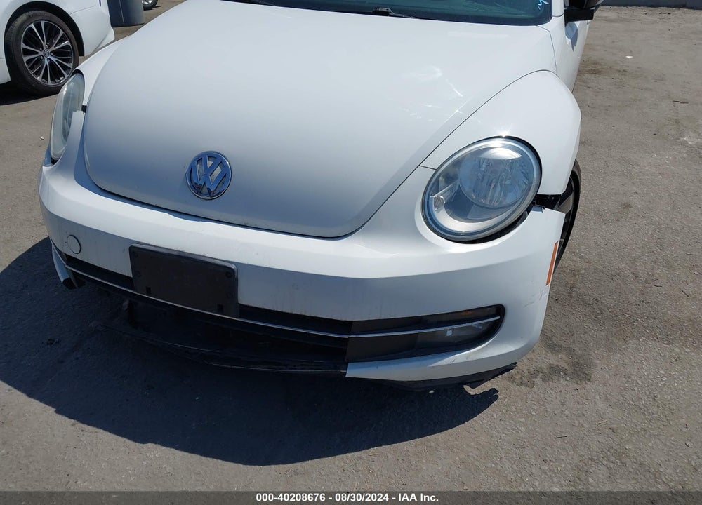 2012 VOLKSWAGEN BEETLE VIN: 3VWVA7AT0CM653317